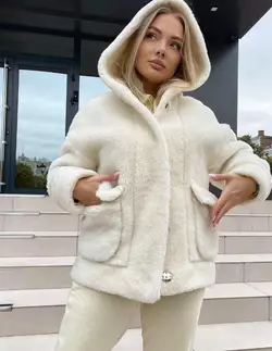 Шубка Луна з натуральної вовни Шубка Луна з натуральної вовни